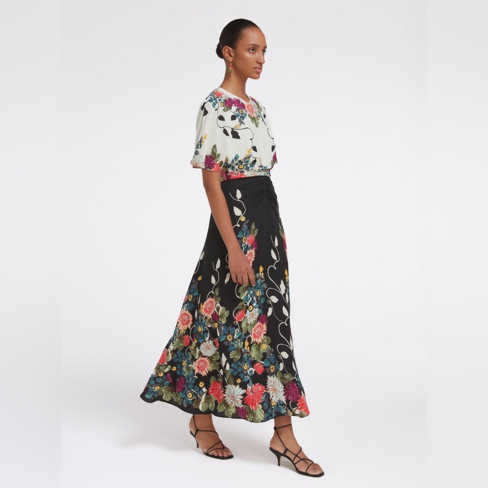 Elegance! Marta Dress In Jardine Noir